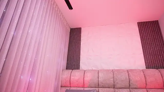 Godess Scarlett77 online show from April 11, 6:30 am