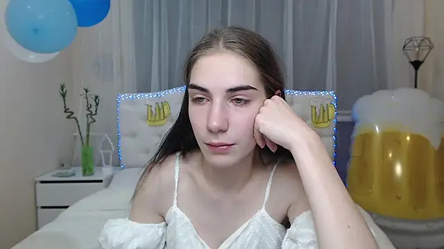 Snapshot of NikaStark_ chatting on September 19, 7:18 am NikaStark online show from September 19, 7:18 am