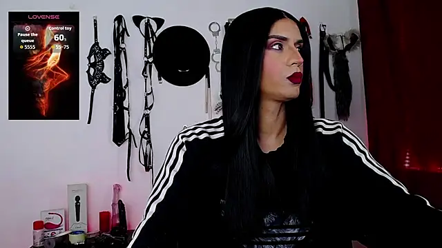 akinoro  online show from December 22, 7:50 pm