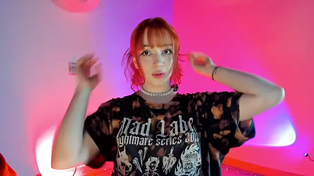 sweeet peach online show from February 16, 4:34 am