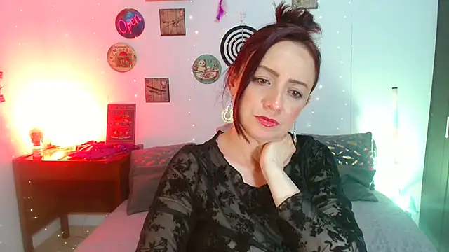 catalinamommyx online show from March 2, 2:00 am