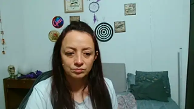 catalinamommyx online show from June 12, 3:03 am