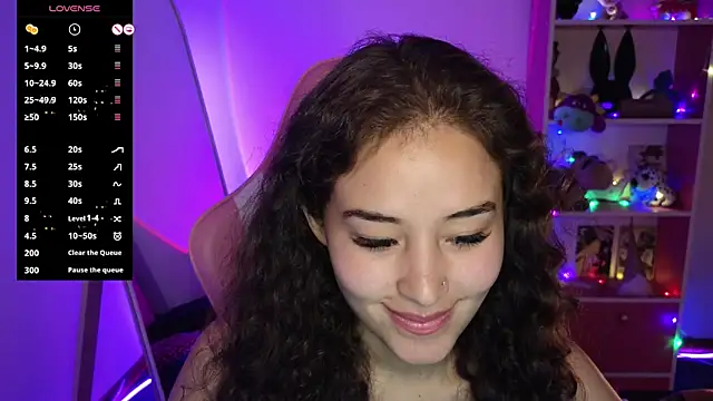 redbarbiedollx online show from September 8, 10:42 pm