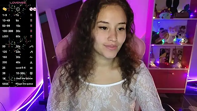 redbarbiedollx online show from September 28, 1:23 am