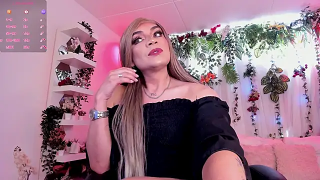 karol elegance  online show from December 17, 1:15 pm