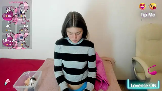 Snapshot of Tesa_cute chatting on September 13, 1:02 am Tesa cute online show from September 13, 1:02 am