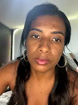 KriisvanyLeroy online show from December 21, 10:24 pm