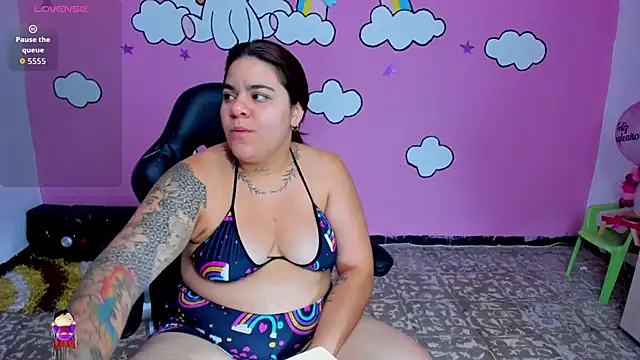 Sharon hils online show from April 9, 12:32 pm