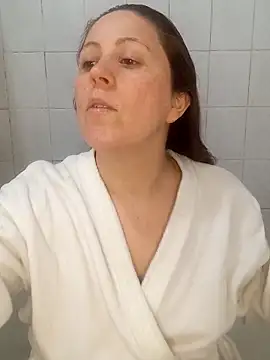 SofiEstevez online show from November 21, 1:35 pm