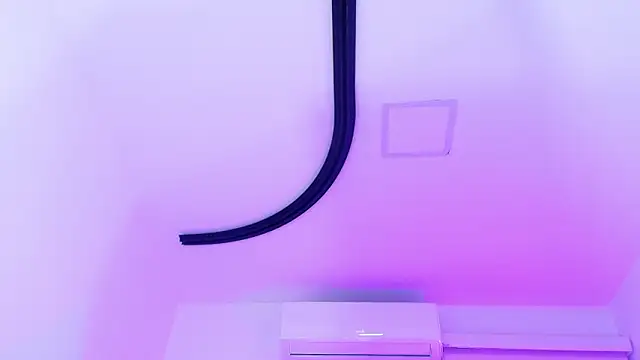 nicol f online show from February 7, 3:21 am