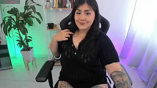 GretaX-X online show from November 24, 5:04 pm