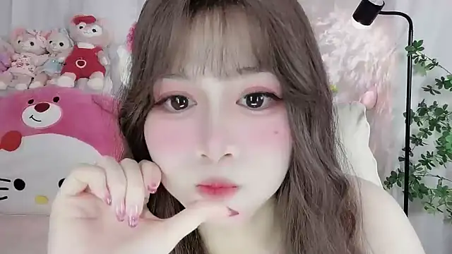 Snapshot of Nancy-Cindy chatting on October 18, 7:59 pm Nancy-Cindy online show from October 18, 7:59 pm