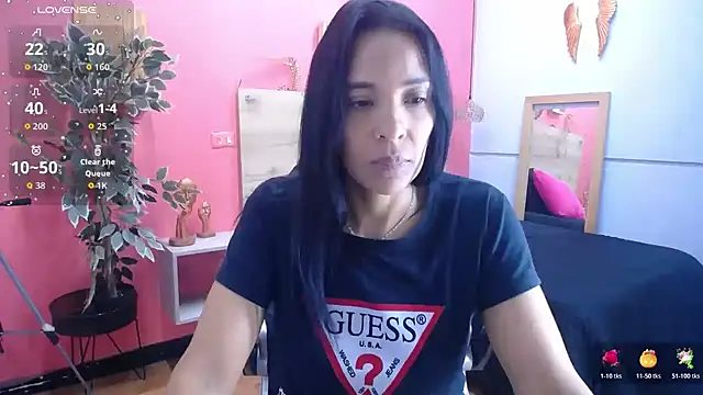 scarlet-foox online show from November 18, 1:01 pm