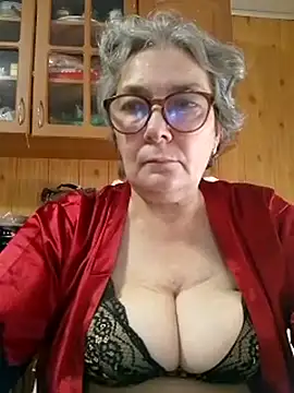 IrinaSweet54 online show from November 3, 9:02 am