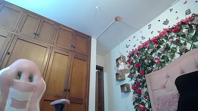 ElizabethSweet  online show from October 9, 8:46 pm