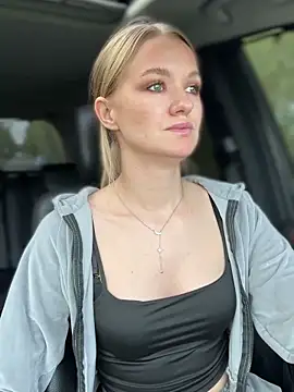 Devill Angel  online show from September 22, 11:30 am