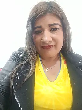 Hannahcandyy online show from June 17, 7:04 pm