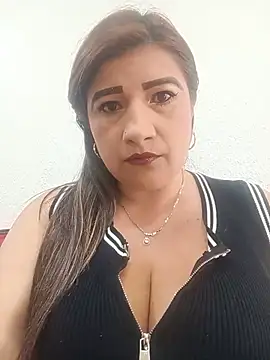Hannahcandyy online show from June 9, 4:50 pm