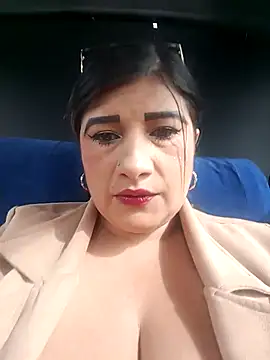 Hannahcandyy online show from April 8, 1:24 pm