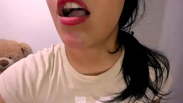 Snapshot of veky_saliva01 chatting on September 20, 11:58 pm veky saliva01 online show from September 20, 11:58 pm