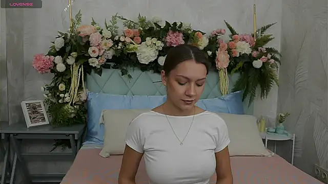 AliceBrayan online show from February 28, 5:12 pm