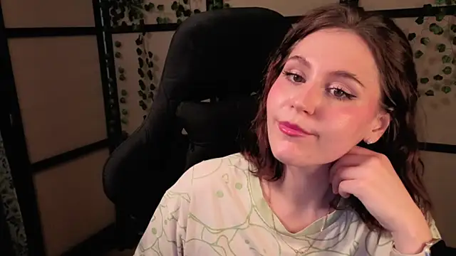 Diana Flower online show from April 8, 2:41 pm