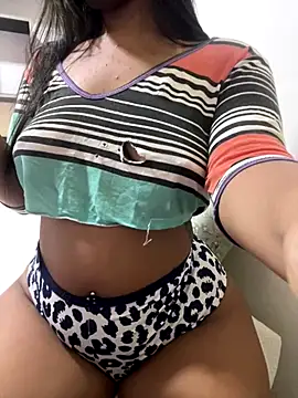 larissa1705 online show from October 22, 4:06 am