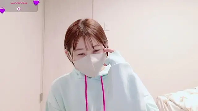 Mamu Mamu  online show from March 26, 11:45 am