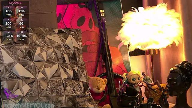 ZoeMesmerize online show from March 2, 7:15 am