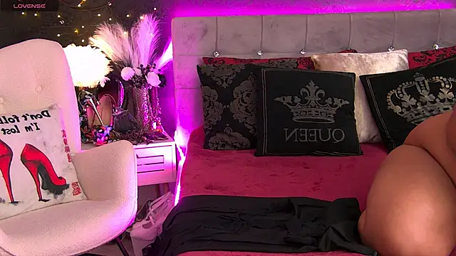 ZoeMesmerize online show from October 16, 2:58 am