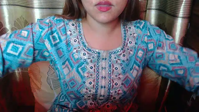 queen angelina online show from July 19, 5:37 pm