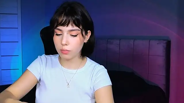 Stacy Gonzales  online show from November 11, 10:34 am