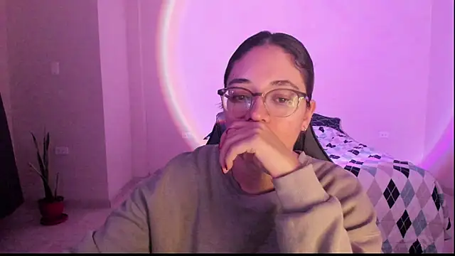 atenas 05  online show from November 21, 9:33 am