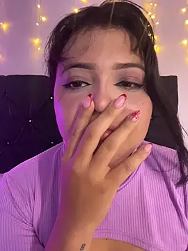 alisson carolina73 online show from December 19, 3:54 am