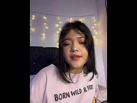 alisson carolina73 online show from November 17, 5:52 am