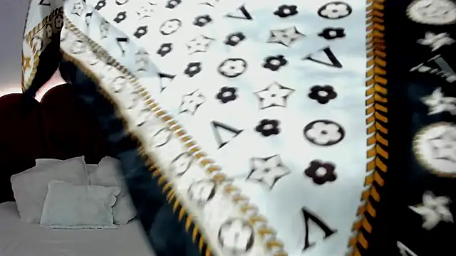 Carohorny4u online show from February 19, 9:02 pm