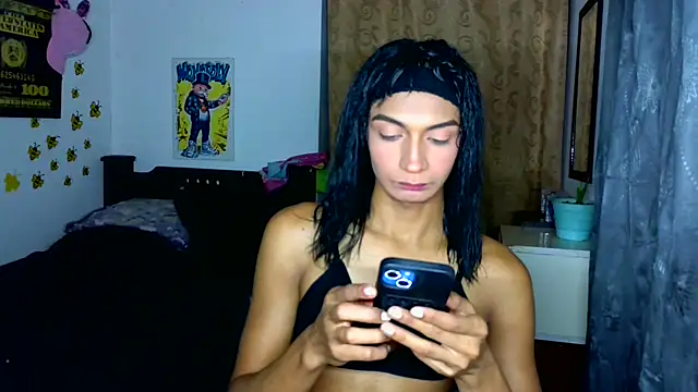 Snapshot of alexxa_Rooa chatting on October 16, 10:23 pm alexxa Rooa online show from October 16, 10:23 pm