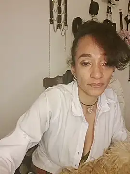 SamaraMartinez online show from April 15, 9:59 pm