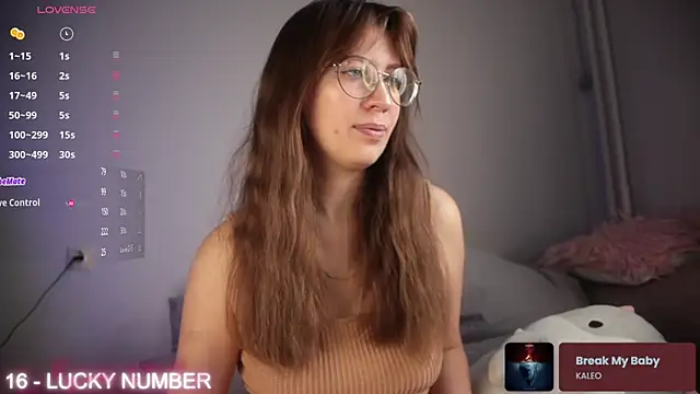 ms allison w online show from October 18, 11:13 am