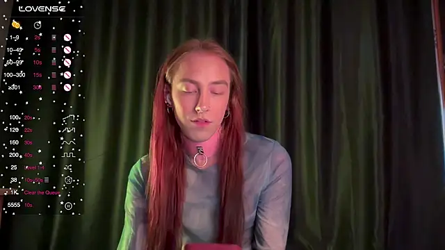 Avril Pearly  online show from October 10, 11:15 am