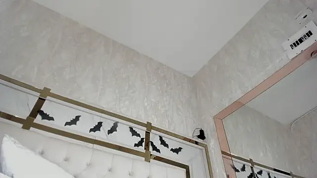 Victoriaa millers online show from October 31, 8:13 pm