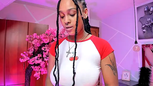 Elith noa online show from September 18, 7:45 pm