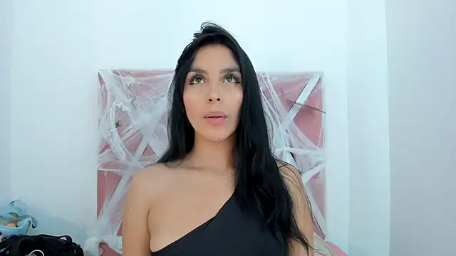  miaquevedo  online show from October 7, 12:09 pm