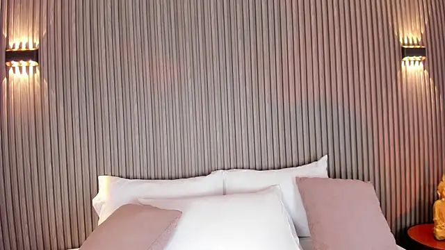 CaitlynCouper online show from February 20, 11:23 am