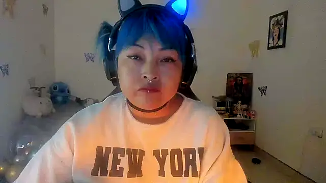 Snapshot of Shaddycute_ chatting on September 13, 10:34 am Shaddycute online show from September 13, 10:34 am