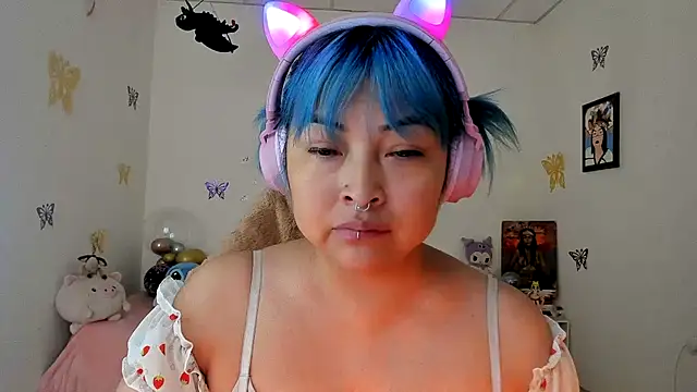 Snapshot of Shaddycute_ chatting on September 26, 4:59 pm Shaddycute online show from September 26, 4:59 pm