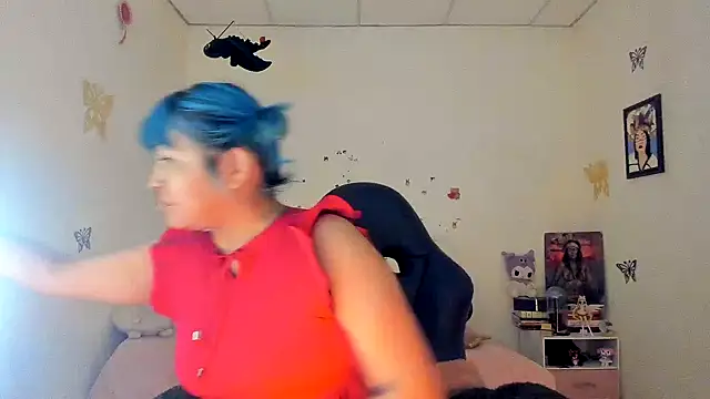 Snapshot of Shaddycute_ chatting on October 2, 10:37 pm Shaddycute online show from October 2, 10:37 pm