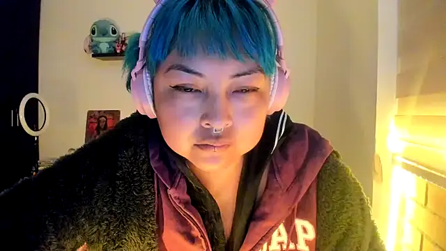 Shaddycute  online show from January 5, 7:28 pm