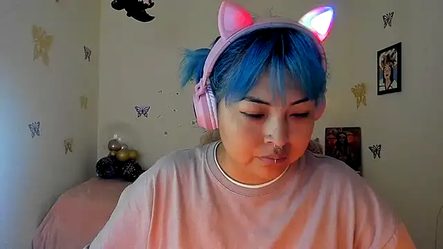 Snapshot of Shaddycute_ chatting on September 22, 5:00 pm Shaddycute online show from September 22, 5:00 pm