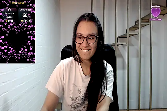 Jessie Desire online show from November 29, 1:31 am